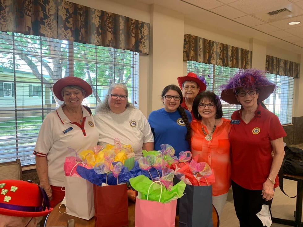 Auxiliary Holds ‘Red Hat Tea Party’ at Bonham Veterans Home ￨ American